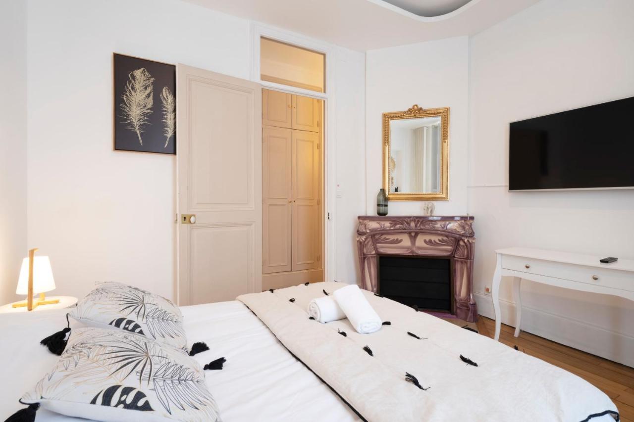 Luxe Poincare Apartment Nancy Bagian luar foto