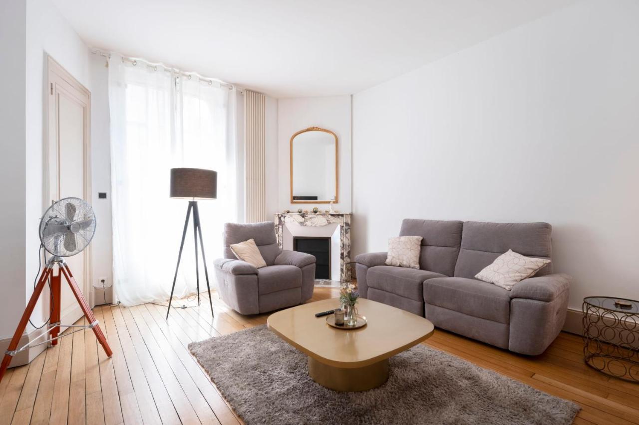 Luxe Poincare Apartment Nancy Bagian luar foto